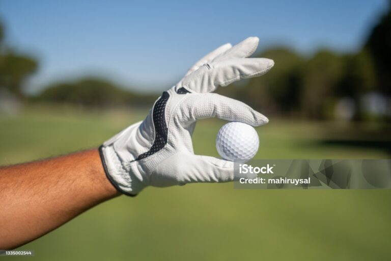 Why the Right Golf Glove Can Transform Your Game